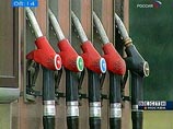 Оптовые цены на дизельное топливо в Москве поднялись до рекордных 18,4 тысячи за тонну, похожая ситуация и с бензином марок 92 и 95