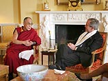 Президент США Джордж Буш встретился в Белом доме с духовным лидером тибетских буддистов Далай-ламой