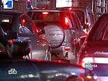 Движение в Москве парализовано из-за тумана, низкой облачности и футбола Движение в Москве парализовано из-за тумана, низкой облачности и футбола