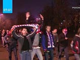 Ночные стычки футбольных фанатов: есть пострадавшие и задержанные Ночные стычки футбольных фанатов: есть пострадавшие и задержанные