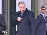 Главным пропагандистом семейственности в парламенте стал лидер ЛДПР Владимир Жириновский, который и раньше подключал к своим мероприятиям то своих двоюродных братьев, то родную сестру.