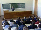 Отныне в России, как в Европе, разделяют бакалавриат и высшее профессиональное образование - магистратуру, или подготовку специалиста