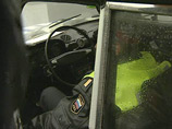 Двое "предельно корректных" милиционеров остановили пьяного водителя в Солнцево. Тот их обоих избил 