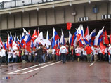 Полторы тысячи ивановских "нашистов" в Москве убеждают людей идти на выборы
