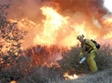 Противопожарные службы в Калифорнии вновь приведены в режим повышенной готовности