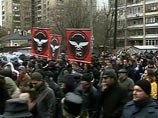 Претенденты на участие в "Русском марше" спорят, кто из них более русский