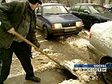 Мэрия Москвы обещает вернуть горожанам деньги за обувь, испорченную реагентами Мэрия Москвы обещает вернуть горожанам деньги за обувь, испорченную реагентами