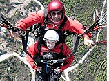 100-летняя британская бабушка стала самой пожилой парапланеристкой в мире 100-летняя британская бабушка стала самой пожилой парапланеристкой в мире