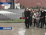Президент России Владимир Путин заявил в воскресенье, что идея национального единства, заложенная в празднике 4 ноября заслуживает продержки. Президент России Владимир Путин заявил в воскресенье, что идея национального единства, заложенная в празднике 4 ноября заслуживает продержки.