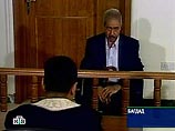 в том числе двоюродного брата Саддама Хусейна - Али Хасана аль-Маджида, известного также как "химический Али" в том числе двоюродного брата Саддама Хусейна - Али Хасана аль-Маджида, известного также как "химический Али"