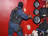 Пираты назначили награду за головы двух лабрадоров, способных учуять контрафактные CD и DVD
Пираты назначили награду за головы двух лабрадоров, способных учуять контрафактные CD и DVD