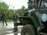 Россия ввела в понедельник на территорию Абхазии тяжелую военную технику и армейские подразделения, утверждает госминистр Грузии по вопросам урегулирования конфликтов Давид Бакрадзе.     