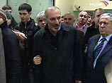 Вернувшегося на родину Виталия Калоева встречали как героя Вернувшегося на родину Виталия Калоева встречали как героя