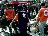 В Индонезии поезд столкнулся с двумя автомобилями: пятеро погибших