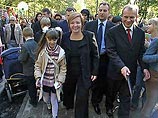 Организация "Женщина Владивостока" назвала Людмилу Путину "авторитетным политиком" и предложила ей стать президентом Организация "Женщина Владивостока" назвала Людмилу Путину "авторитетным политиком" и предложила ей стать президентом