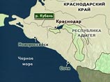 В районе Новороссийска прогнозируется ветер 25-30 метров в секунду, высота волн на участке Анапа-Новороссийск составит 3-4 метра, а в Азовском море и Керченском проливе - 1,5 - 2 метра