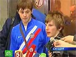 Футболисты сборной России вернулись на родину не в лучшем расположении духа Футболисты сборной России вернулись на родину не в лучшем расположении духа