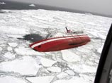 Круизное судно Explorer, столкнувшееся с подводной льдиной, затонуло в водах Антарктики Южного океана. Как сообщили представители Военно-морских сил Чили, судно окончательно ушло под воду спустя примерно 20 часов после аварии