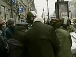 "Несогласные" перекрыли Невский проспект в Петербурге "Несогласные" перекрыли Невский проспект в Петербурге