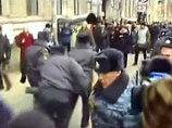 ГУВД Петербурга: в несанкционированной акции на Дворцовой площади участвовали 500 человек
