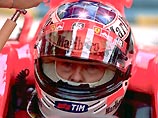 Михаэль Шумахер выиграл гонку звезд в Флорианополисе