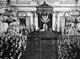 Первая Государственная Дума, проработавшая с 27 апреля по 8 июля 1906 года, провела одну сессию и приняла всего восемь законопроектов