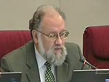 Глава ЦИК Чуров доказал международным наблюдателям, что "Единая Россия" не доминировала в СМИ Глава ЦИК Чуров доказал международным наблюдателям, что "Единая Россия" не доминировала в СМИ
