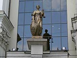 Российские суды перешли на "специальный порядок работы"