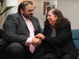 Освобожденная британская учительница заявила, что "потрясающе провела время" в Судане, но "надо искать работу" Освобожденная британская учительница заявила, что "потрясающе провела время" в Судане, но "надо искать работу"