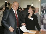 По словам лидера партии Геннадия Зюганова, у парии украли половину голосов По словам лидера партии Геннадия Зюганова, у парии украли половину голосов