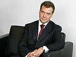 Путин поделился планом с Медведевым: преемник воспользовался технологией "Единой России"
Путин поделился планом с Медведевым: преемник воспользовался технологией "Единой России"