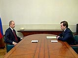Путин не заинтересован в сильном преемнике, поэтому возможно появление другого серьезного претендента, который мог бы оттянуть часть голосов у Медведева