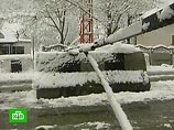 Две снежных лавины, сошедшие на Транскавказской магистрали в Северной Осетии в районе Северного портала, заблокировали десяток автомобилей, следовавших из Южной Осетии Две снежных лавины, сошедшие на Транскавказской магистрали в Северной Осетии в районе Северного портала, заблокировали десяток автомобилей, следовавших из Южной Осетии