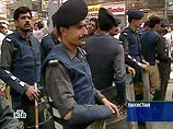 В Пакистане 3 ноября было объявлено чрезвычайное положение, приостановлено действие конституции В Пакистане 3 ноября было объявлено чрезвычайное положение, приостановлено действие конституции