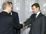 Экономисты оценили тандем Медведев-Путин - это "команда мечты"