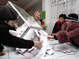 Оппозиционная киргизская партия "Ата-Мекен", которая преодолела 5-ти процентный барьер на парламентских выборах и набрала 8,29%, не проходит в парламент - она не смогла набрать необходимые 0,5% в ряде южных регионов страны