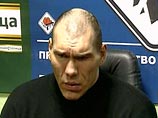 Николай Валуев получил литературную премию за написание своей биографии Николай Валуев получил литературную премию за написание своей биографии
