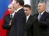 Путин и Назарбаев поздравили друг друга с соглашением по Прикаспийскому газопроводу Путин и Назарбаев поздравили друг друга с соглашением по Прикаспийскому газопроводу