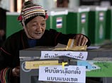 В Таиланде в воскресенье проходят парламентские выборы - первые после бескровного военного переворота осенью прошлого года, когда от власти было отстранено правительство Таксина Чинавата