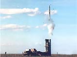 На вооружение Военно-морского флота ракетный комплекс "Синева", разработанный Государственным ракетным центром (ГРЦ) "КБ имени Макеева" (Миасс, Челябинская область), был принят на вооружение 9 июля 2007 года На вооружение Военно-морского флота ракетный комплекс "Синева", разработанный Государственным ракетным центром (ГРЦ) "КБ имени Макеева" (Миасс, Челябинская область), был принят на вооружение 9 июля 2007 года
