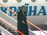 Виктор Ющенко прилетел на один день в Грузию, чтобы встретиться с участниками президентских выборов