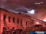 В центре Москвы горит здание по адресу Чистопрудный бульвар, 25, в котором, по предварительным данным, находится стоматологическая поликлиника
