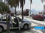 В Рио-де-Жанейро автомобиль стал для 15-летнего вора ловушкой В Рио-де-Жанейро автомобиль стал для 15-летнего вора ловушкой