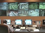 Бастующие уборщики разливают в мадридском метро масло, чтобы пассажиры падали Бастующие уборщики разливают в мадридском метро масло, чтобы пассажиры падали