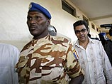 Французская полиция отправила в тюрьму сотрудников "Зоева ковчега", прилетевших из Чада