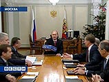 Путину на заседании Совбеза показали устройство системы ГЛОНАСС, поступившее в продажу Путину на заседании Совбеза показали устройство системы ГЛОНАСС, поступившее в продажу