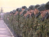 Предполагается, что эти меры повысят привлекательность военной службы, уменьшат число "отказников" и заметно снизят проявления в армии неуставных взаимоотношений Предполагается, что эти меры повысят привлекательность военной службы, уменьшат число "отказников" и заметно снизят проявления в армии неуставных взаимоотношений