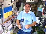 Космонавт Маленченко в эфире украинского телевидения выпил горилки в невесомости