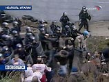"Помоечный скандал" в Италии разгорается: к разгребанию мусора на улицах Неаполя привлекают армию "Помоечный скандал" в Италии разгорается: к разгребанию мусора на улицах Неаполя привлекают армию