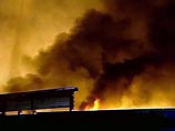 В Хабаровске сгорел деревообрабатывающий цех. Его не могли потушить девять часов